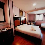 Pensionat Sara By Gaiarooms Salamanca