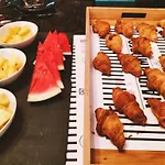 Pensionat Sara By Gaiarooms Salamanca