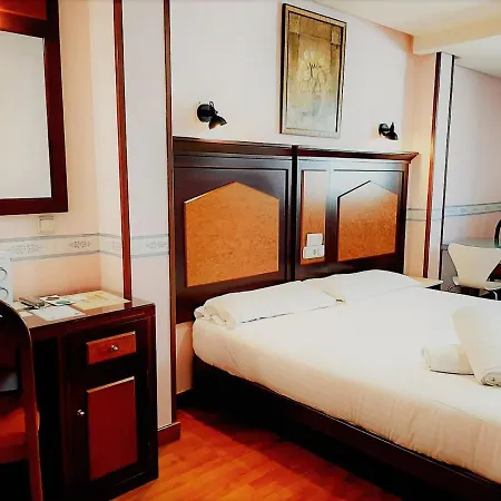 Sara By Gaiarooms 2* Salamanca