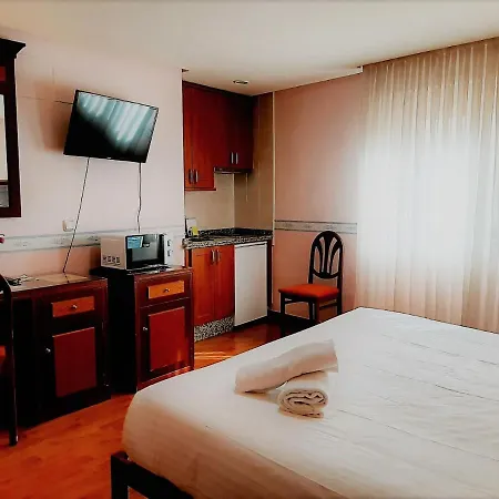 Sara By Gaiarooms Gasthuis Salamanca