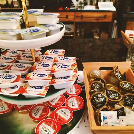 Sara By Gaiarooms Gasthuis 2*