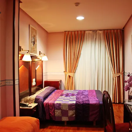 Sara By Gaiarooms Gasthuis Salamanca