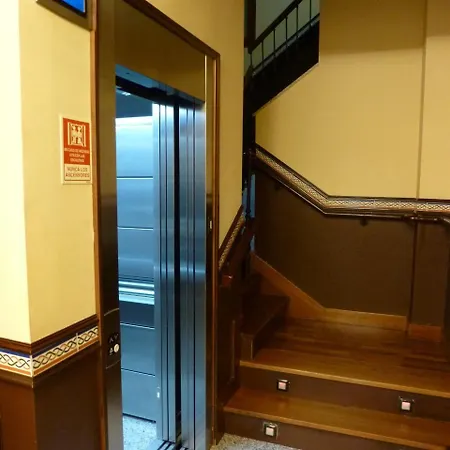 Pensjonat Sara By Gaiarooms Salamanka