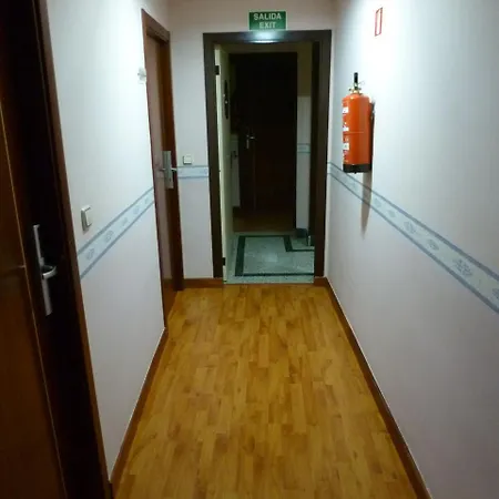 Sara By Gaiarooms 2* Salamanka