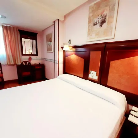 Guest house Sara By Gaiarooms