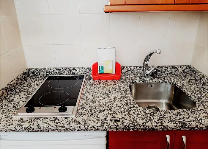 Sara By Gaiarooms Гостьовий будинок Саламанка